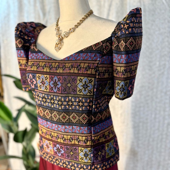 Patterned Style Inabel (wooven) blouse Terno & Red Maroon Charmeuse Full Skirt - Picture 4 of 8